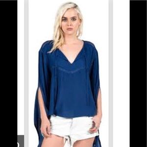 NWT Volcom Peaceazy Peasant Top- Navy
